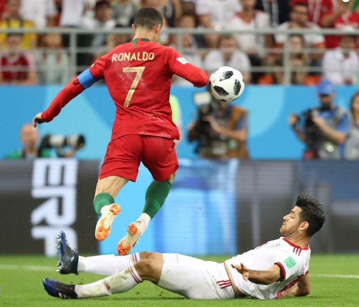 英超炸场！连夺欧联、欧协双杯，三大杯全包只差阿森纳！（封面配图）